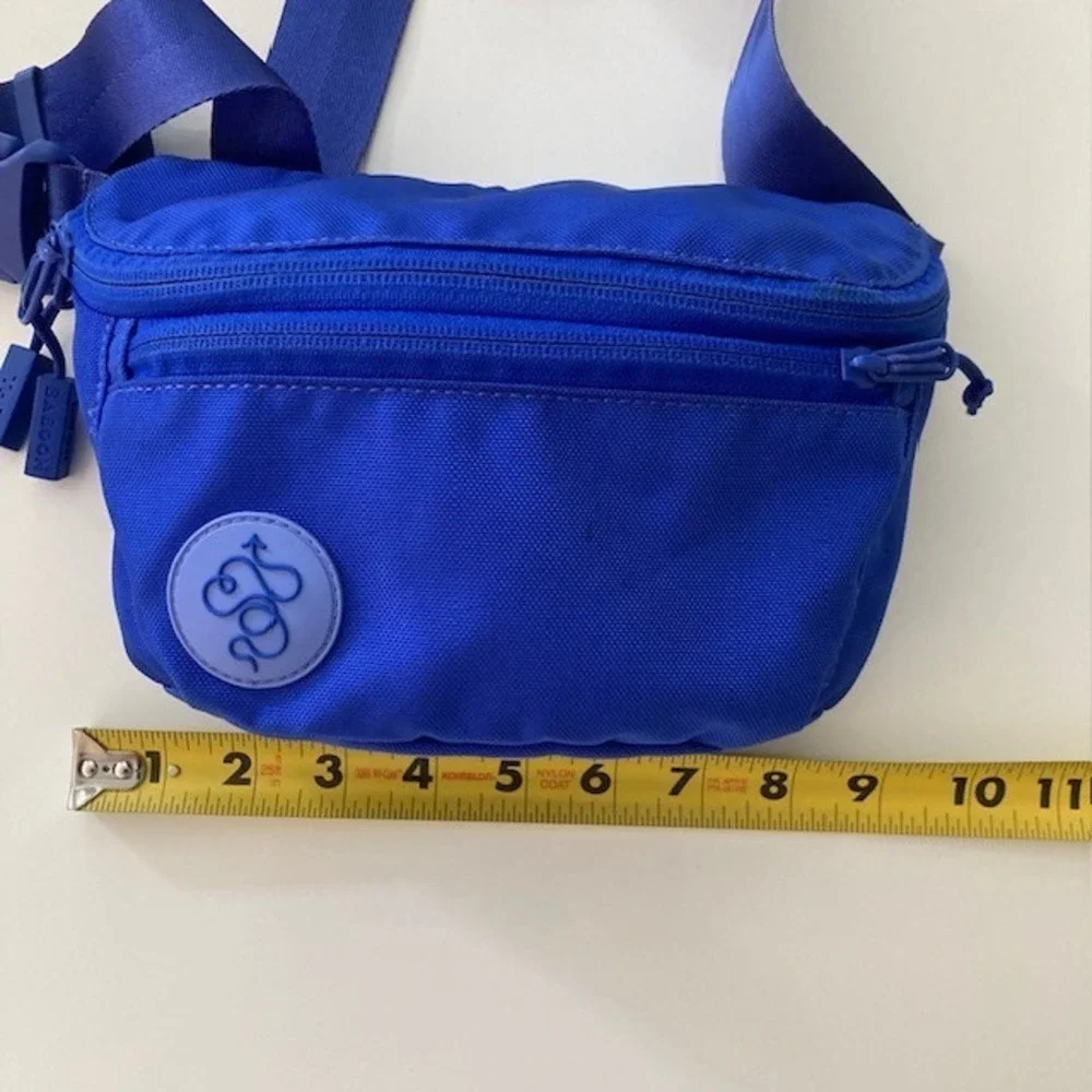 Baboon to the moon FannyPack Water resistant Mens / Women